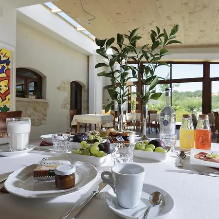 Hotel Le Masserie Del Falco